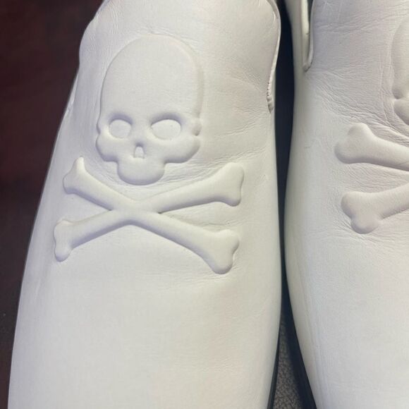 Section X white leather loafers skull and cross bones, size 9 new without tags - Picture 6 of 11